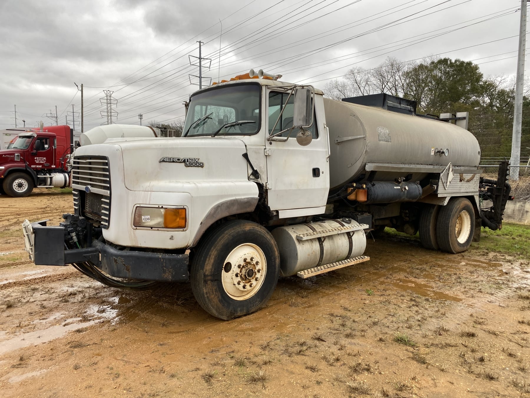 1995 Ford Aeromax L9000 Equipment Image0