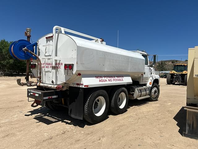 Image of Ford Aeromax L9000 equipment image 3