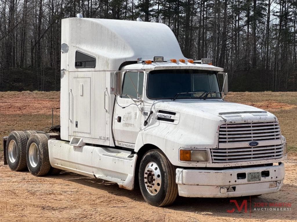 Image of Ford LTL9000 Primary image