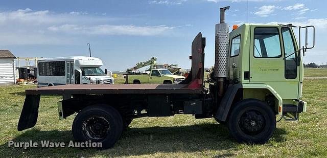 Image of Ford CF7000 equipment image 3