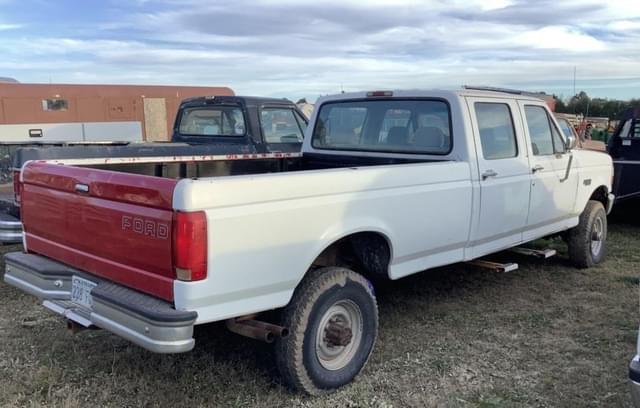 Image of Ford F-350 equipment image 1