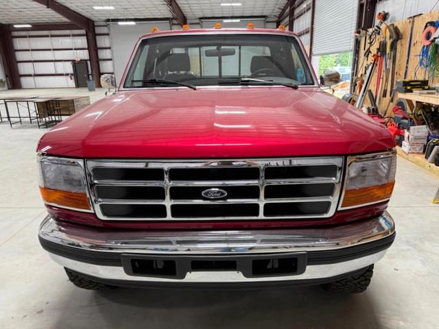 Image of Ford F-250 equipment image 1