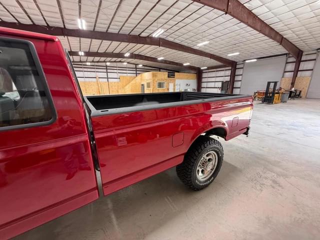 Image of Ford F-250 equipment image 4