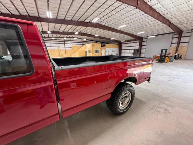 Image of Ford F-250 equipment image 4