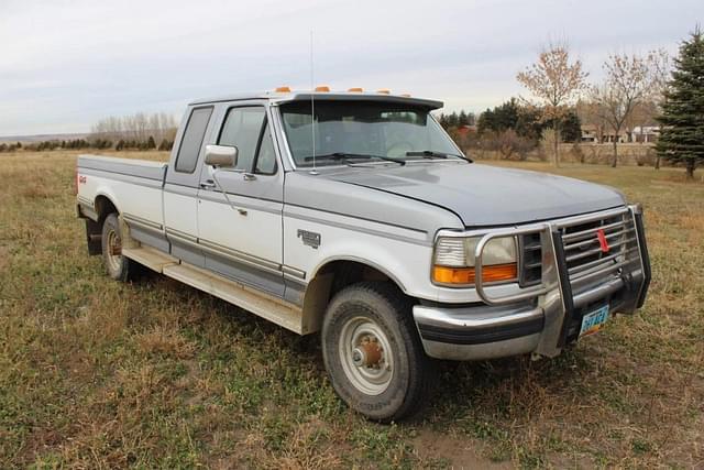 Image of Ford F-250 equipment image 2