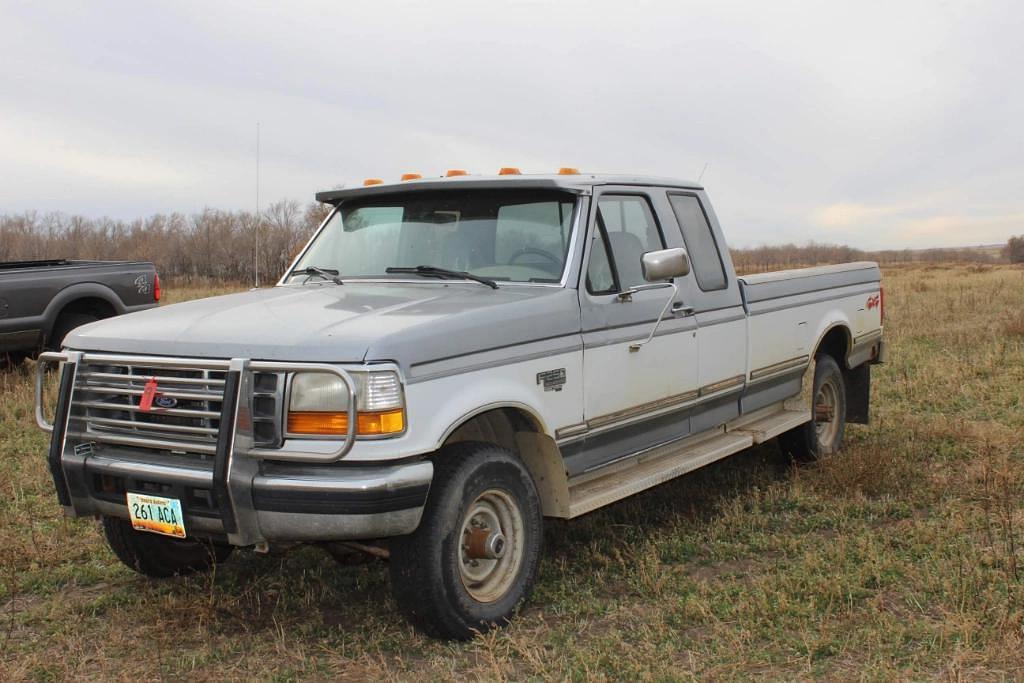 Image of Ford F-250 Primary image