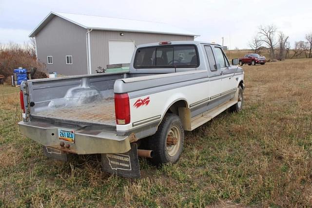 Image of Ford F-250 equipment image 4