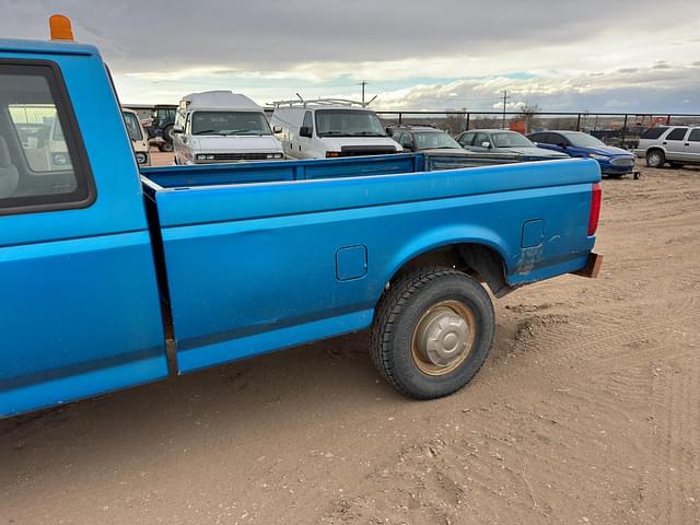 Image of Ford F-250 equipment image 4