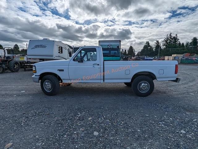 Image of Ford F-250 equipment image 1