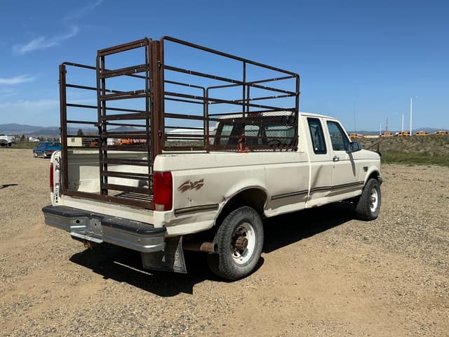 Image of Ford F-250 equipment image 4
