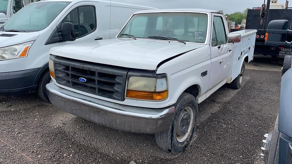 Image of Ford F-250 Primary image