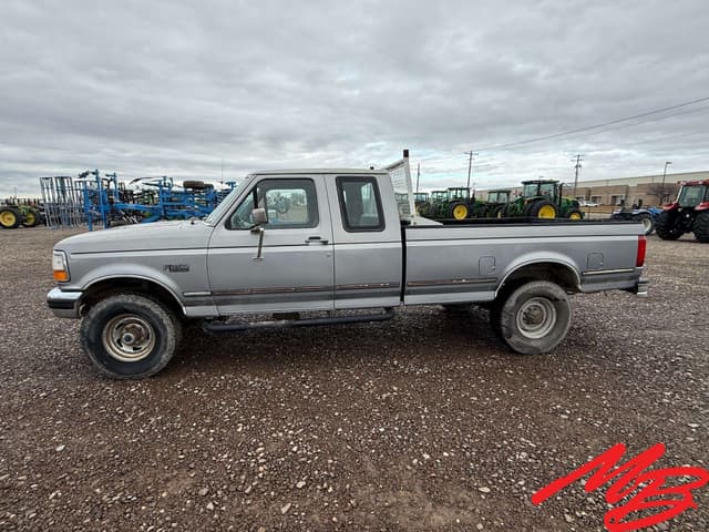 Image of Ford F-250 equipment image 1