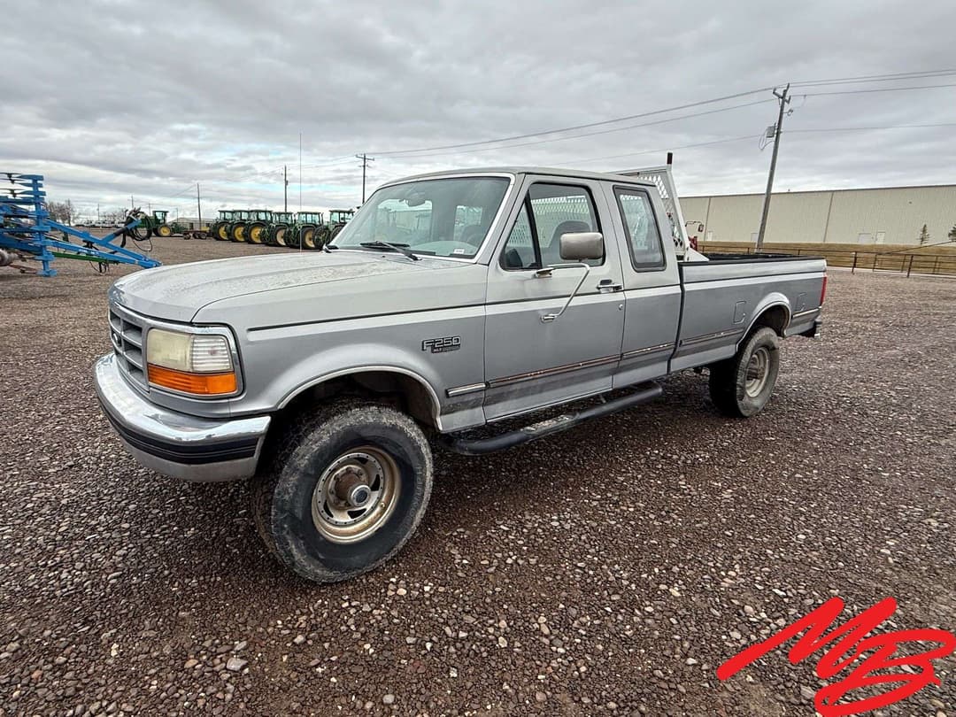 Image of Ford F-250 Primary image