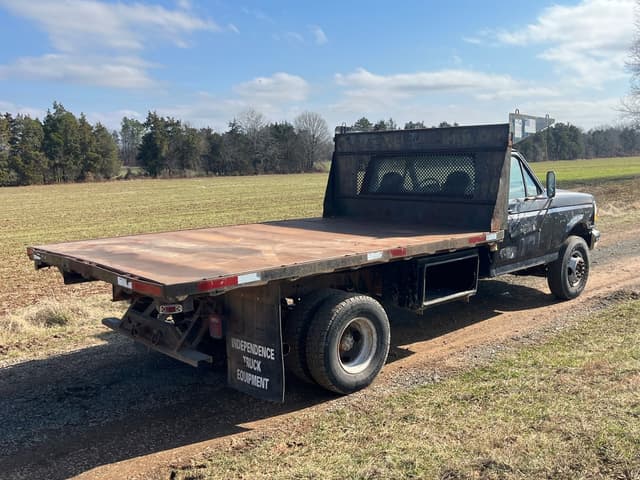 Image of Ford F-450 equipment image 1