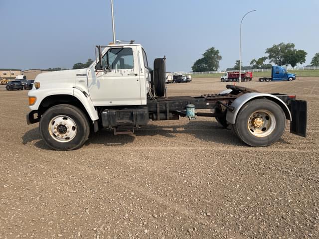 Image of Ford F-SERIES equipment image 1