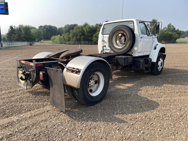 Image of Ford F-SERIES equipment image 4