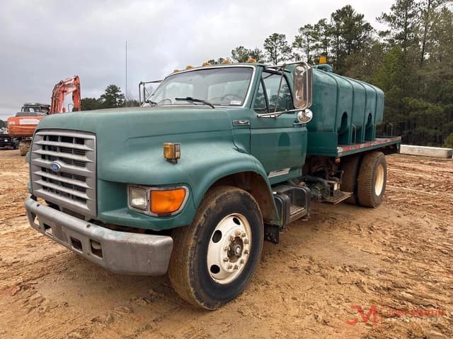 Image of Ford F-SERIES equipment image 3