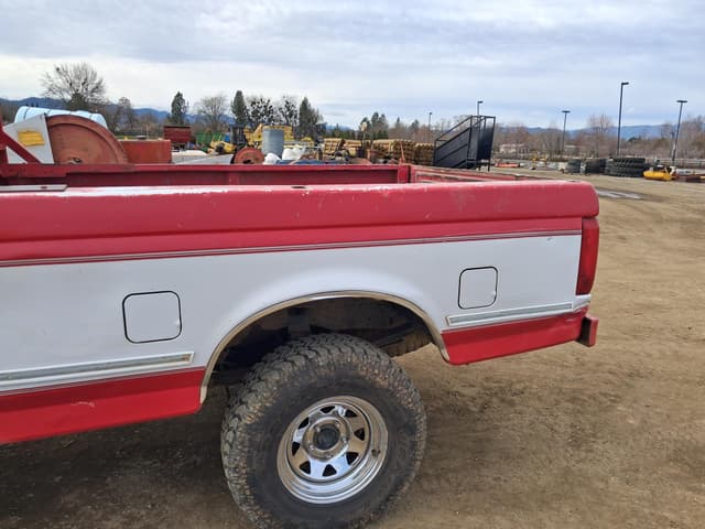 Image of Ford F-150 equipment image 4