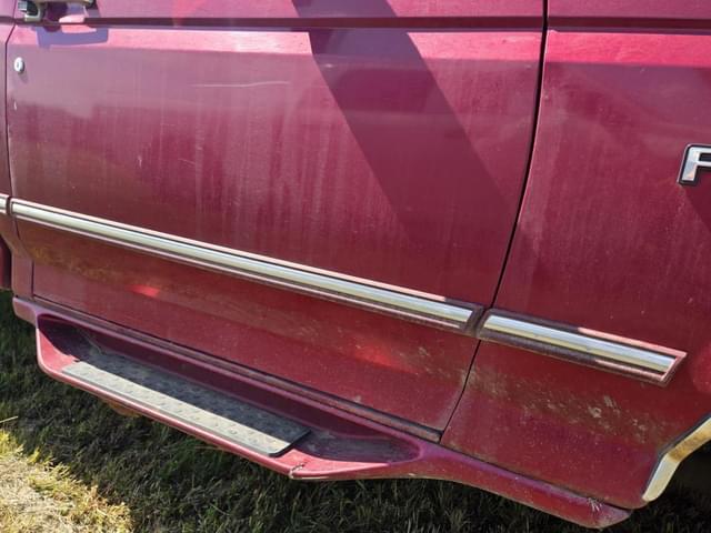 Image of Ford F-150 equipment image 4