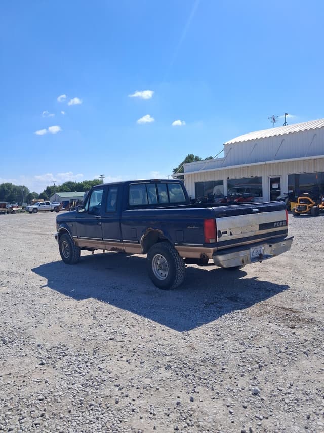 Image of Ford F-150 equipment image 3