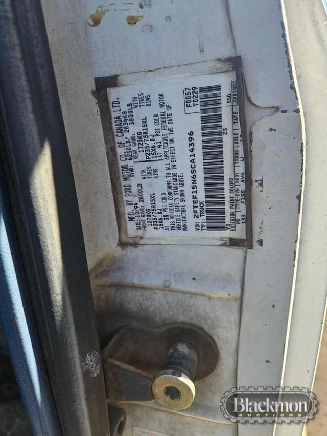 Image of Ford F-150 equipment image 4