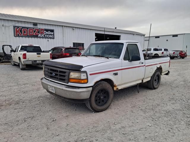 Image of Ford F-150 equipment image 2