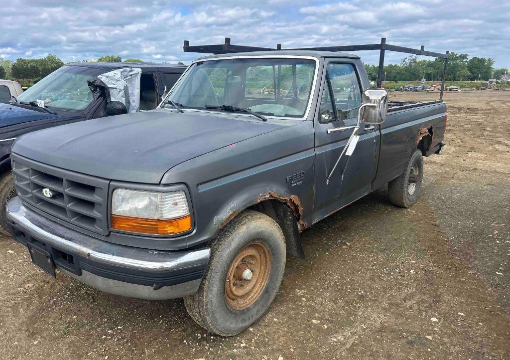 Image of Ford F-250 Primary image