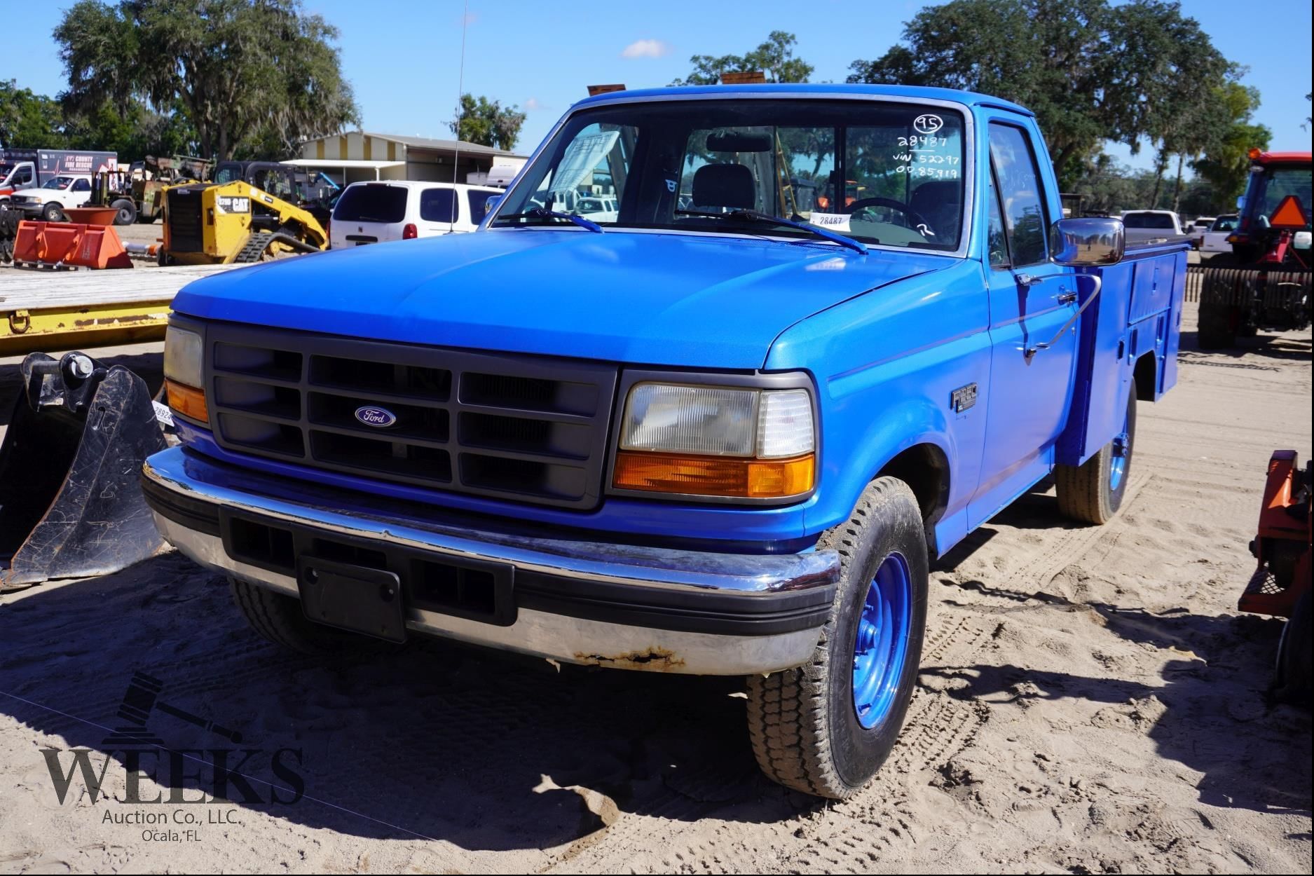 1995 Ford F-250 Equipment Image0