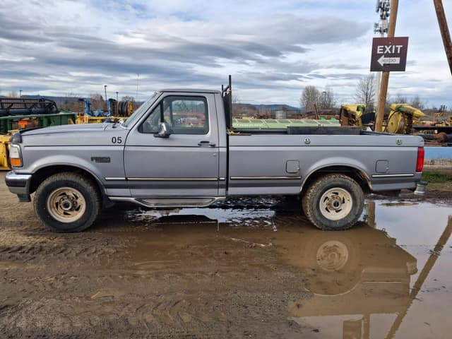 Image of Ford F-250 equipment image 2