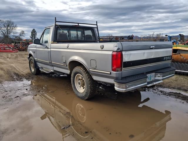 Image of Ford F-250 equipment image 3