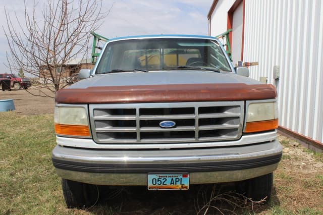 Image of Ford F-250 equipment image 2