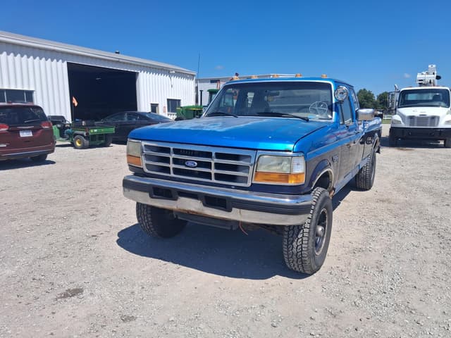Image of Ford F-250 equipment image 2