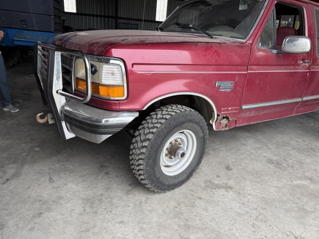 Image of Ford F-250 equipment image 1