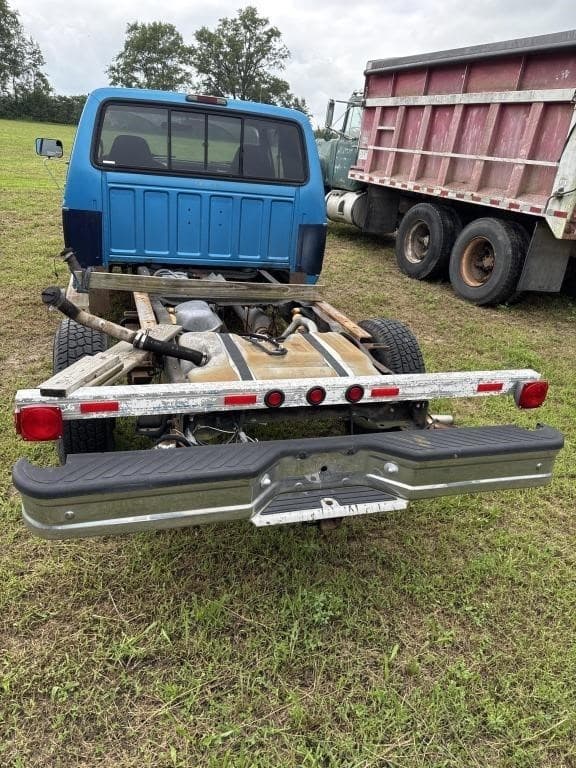 Image of Ford F-250 equipment image 3