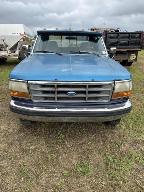 Image of Ford F-250 equipment image 1