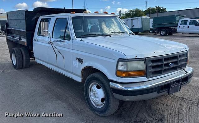 Image of Ford F-550 equipment image 2