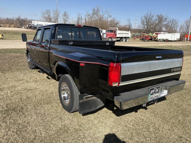 Image of Ford F-350 equipment image 4