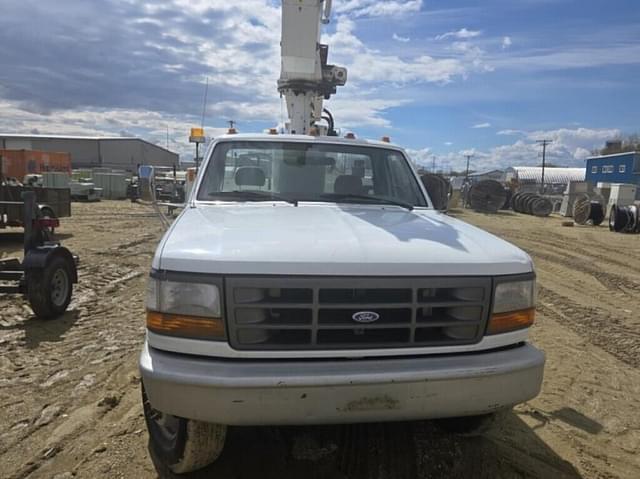 Image of Ford F-450 equipment image 1