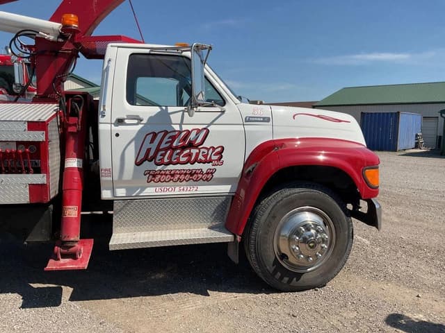 Image of Ford F-650 equipment image 4