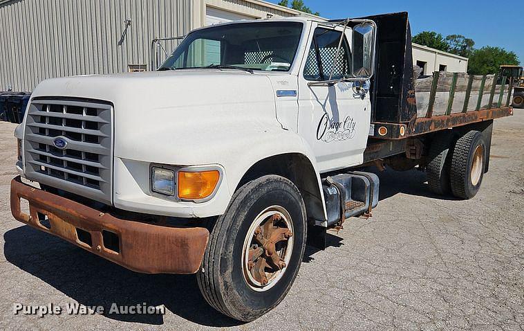 Image of Ford F700 Primary image