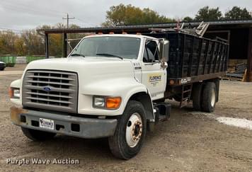 Main image Ford F700