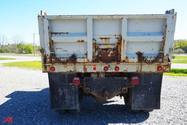 Image of Ford F80 equipment image 2