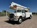 1995 Ford F-800 Image