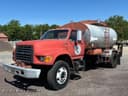 1995 Ford F-800 Image