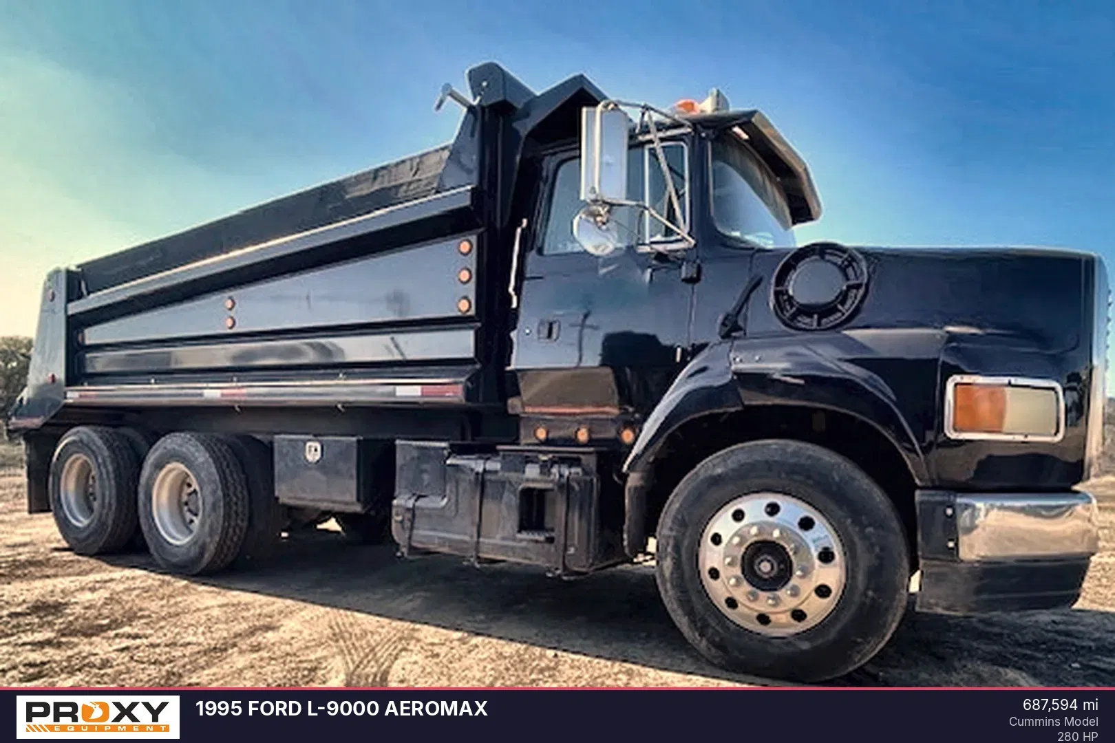 1995 Ford L9000 Equipment Image0