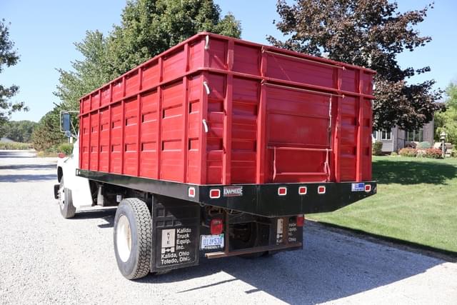 Image of Ford L7000 equipment image 2