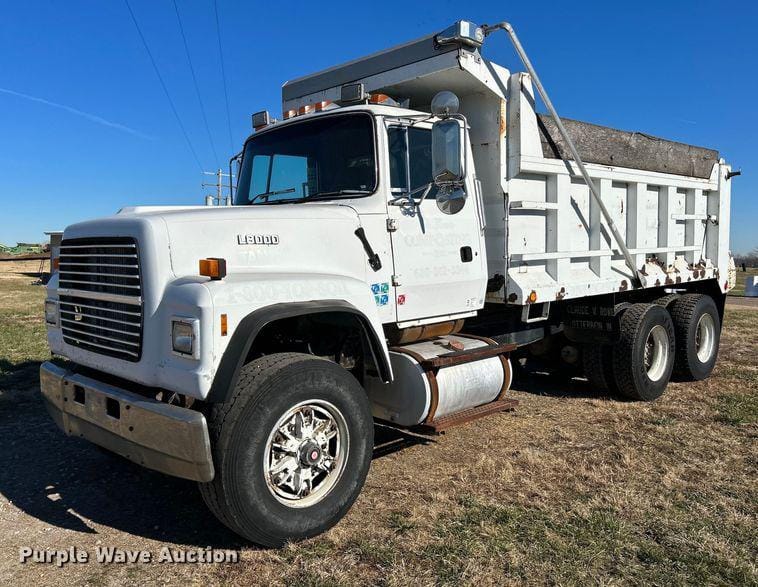 SOLD - 1995 Ford L8000 Lot No. NE9659 Other Equipment with 126,257