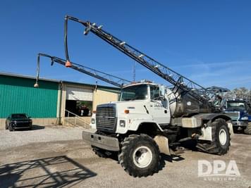 Main image Ford L8000