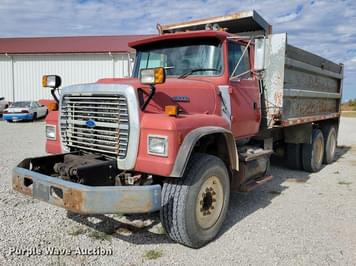 Main image Ford L9000