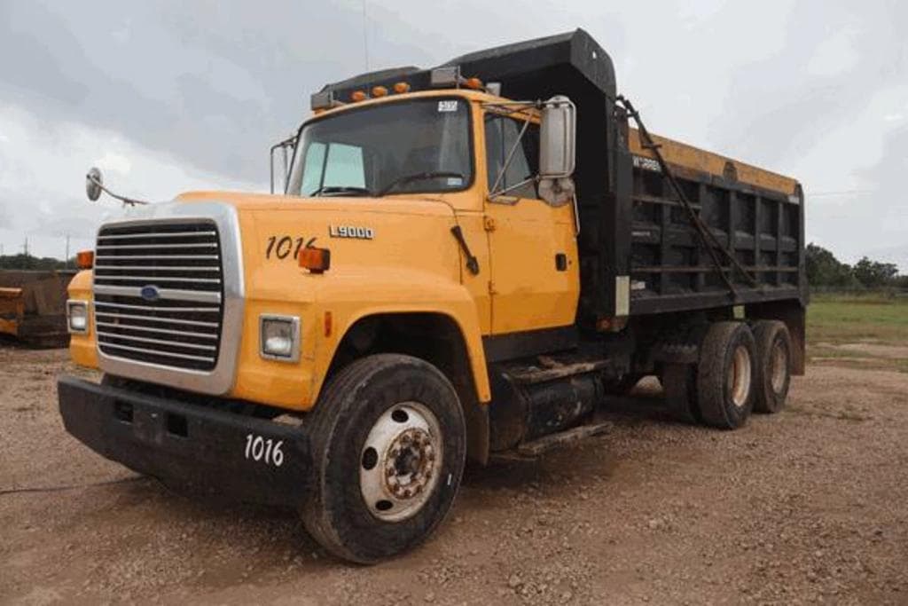 Image of Ford L9000 Primary image